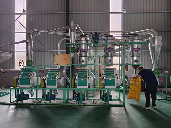 如何日常清潔保養(yǎng)維護(hù)小型面粉設(shè)備？